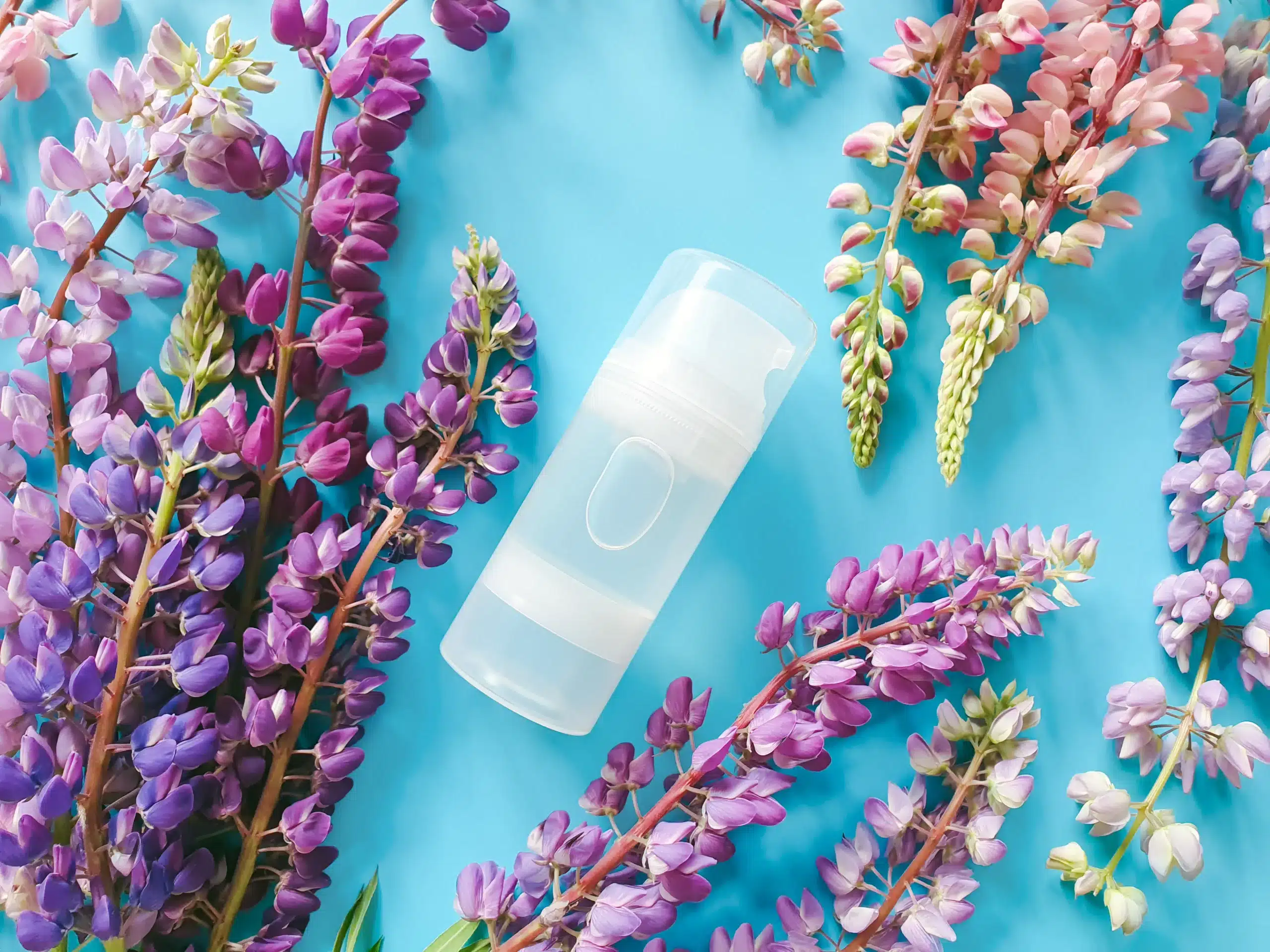 Lozione al centro dei fiori del glicine